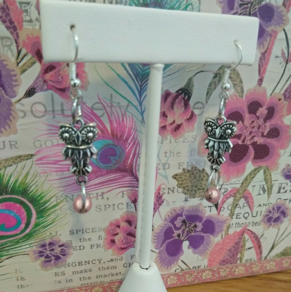 Silver Owl pierced earrings